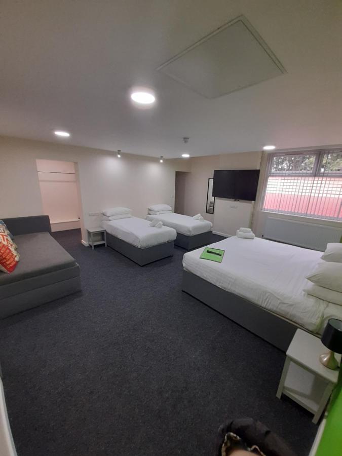 Lymedale Suites Studios & Aparthotel In Newcastle Under Lyme & Stoke 외부 사진